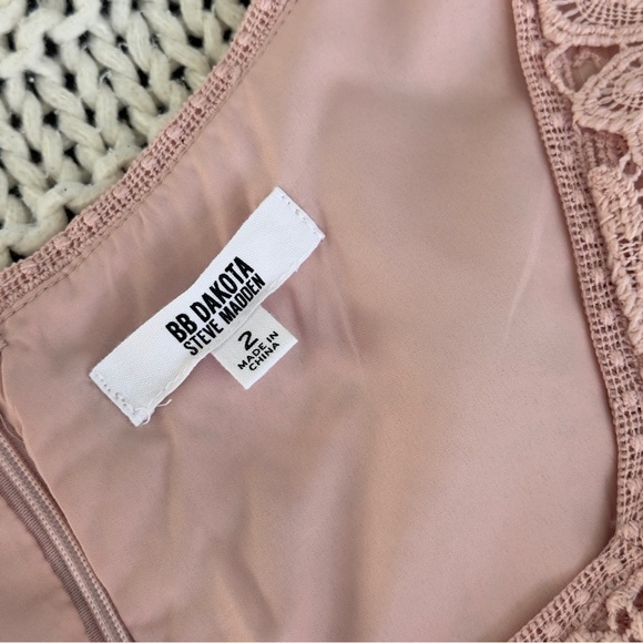 Revolve Steve Madden Did It My Way - Puff Sleeve Lace Women's Midi Dress Size 2 - Picture 6 of 7